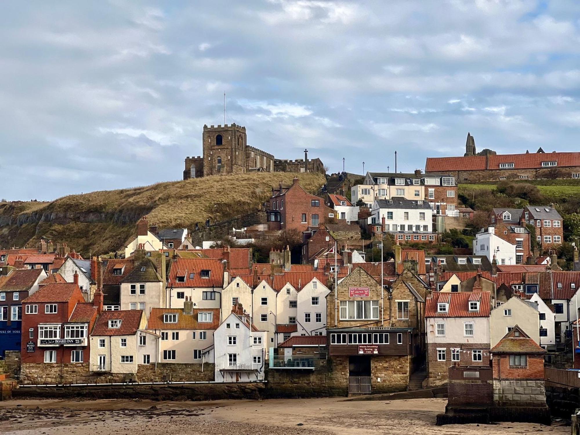 Number 3 Pier Road Suites Whitby Kültér fotó